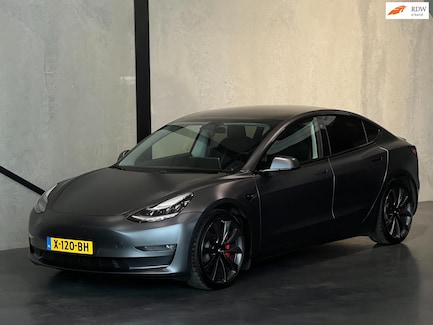 Tesla Model 3 0