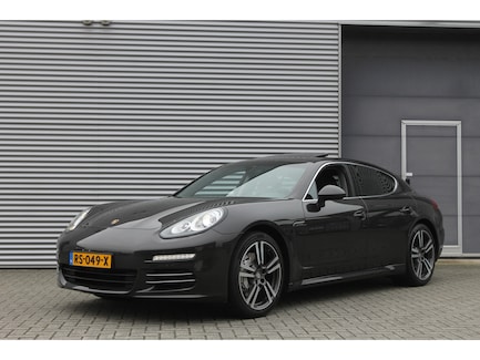 Porsche Panamera 0
