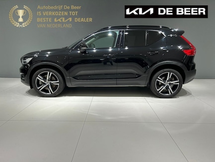 Volvo XC40 0