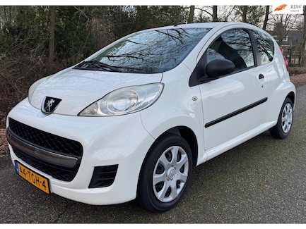 Peugeot 107 0