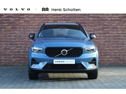 Volvo XC40 0