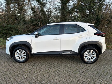 Toyota Yaris Cross 0