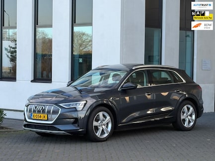 Audi E-tron 0