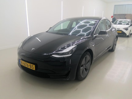 Tesla Model 3 0