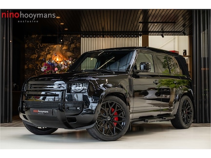 Land Rover Defender 0