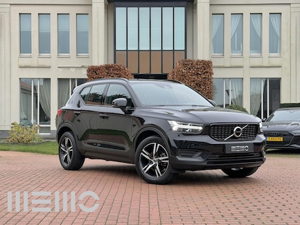 Volvo XC40 0
