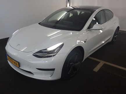 Tesla Model 3 0