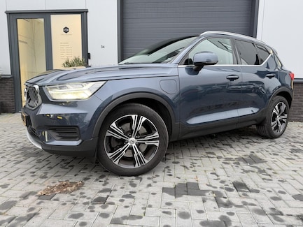 Volvo XC40 0