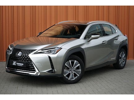Lexus UX 0