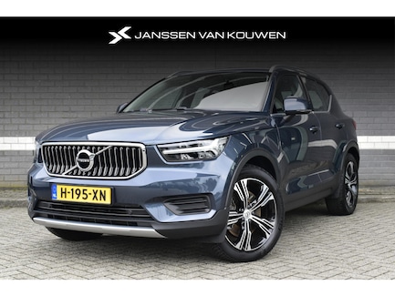 Volvo XC40 0