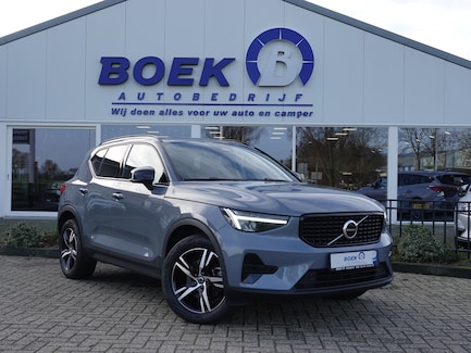 Volvo XC40 0