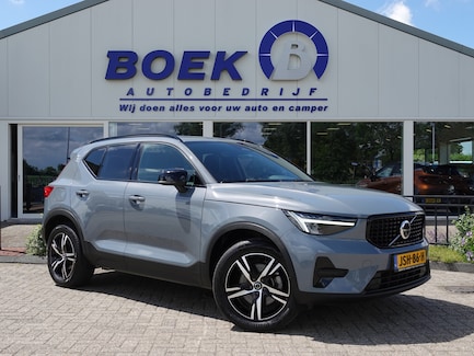 Volvo XC40 0