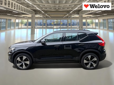 Volvo XC40 0