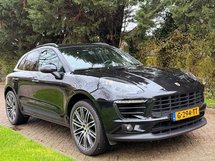 Porsche Macan 0