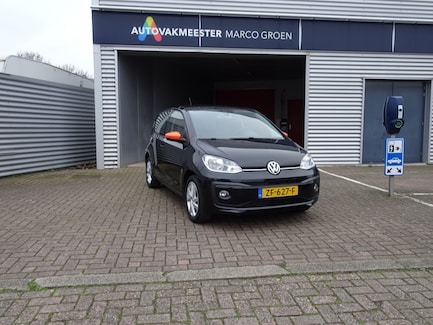 Volkswagen Up! 0
