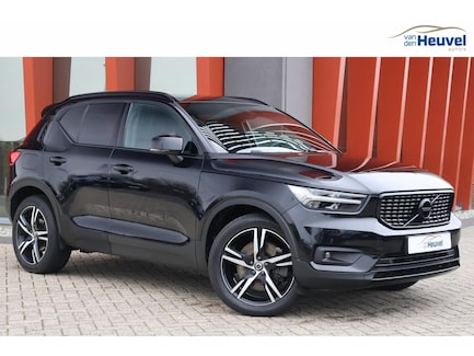 Volvo XC40 0