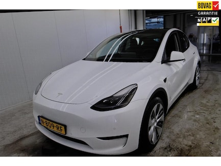 Tesla Model Y 0