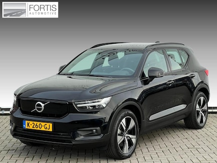 Volvo XC40 0