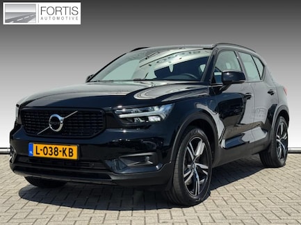 Volvo XC40 0