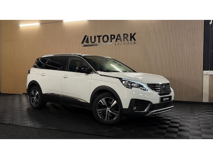 Peugeot 5008 0