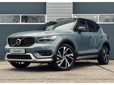 Volvo XC40 0