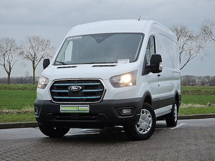 Ford E-Transit 0
