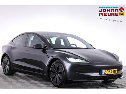 Tesla Model 3 0