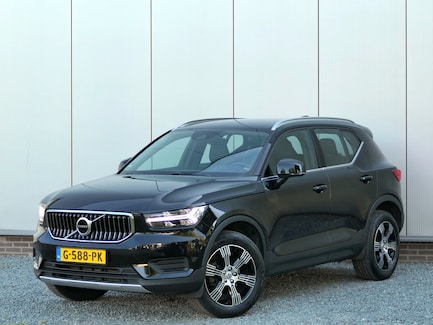 Volvo XC40 0