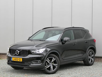 Volvo XC40 0
