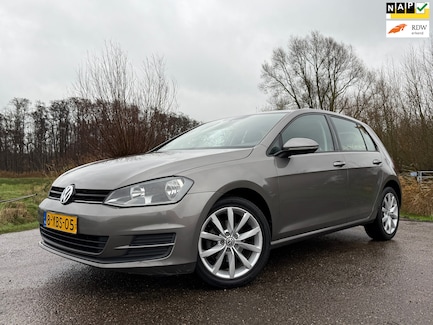 Volkswagen Golf 0