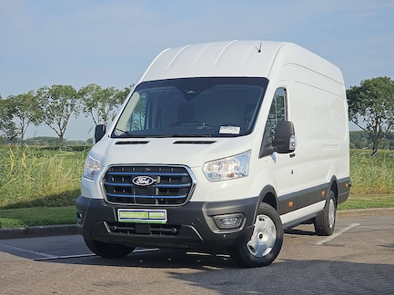 Ford E-Transit 0