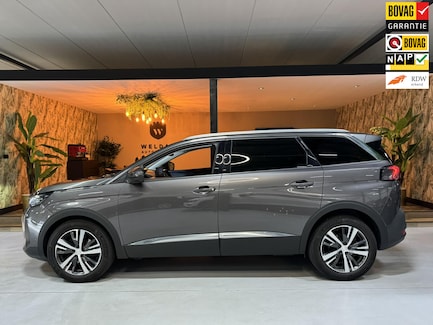 Peugeot 5008 0