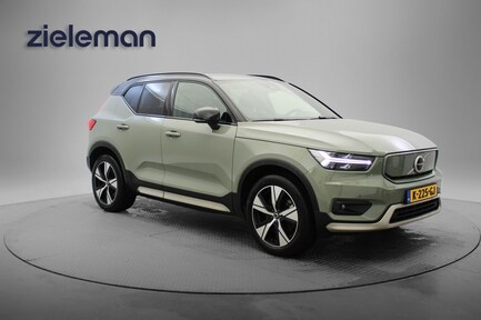 Volvo XC40 0