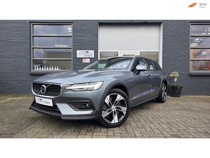Volvo V60 Cross Country 0