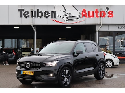 Volvo XC40 0