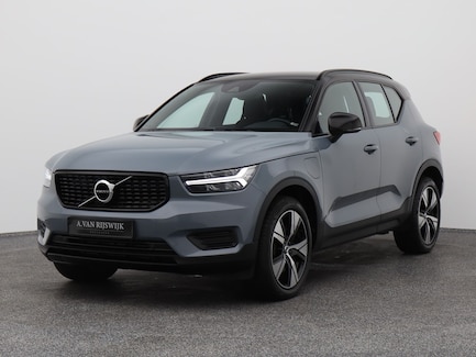 Volvo XC40 0