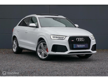 Audi RS Q3 0
