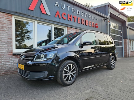 Volkswagen Touran 0