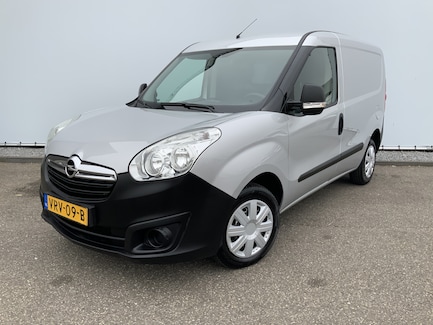 Opel Combo 0