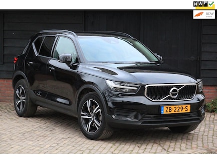 Volvo XC40 0