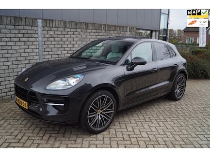 Porsche Macan 0