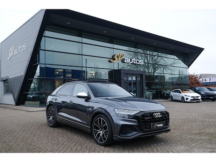 Audi SQ8 0