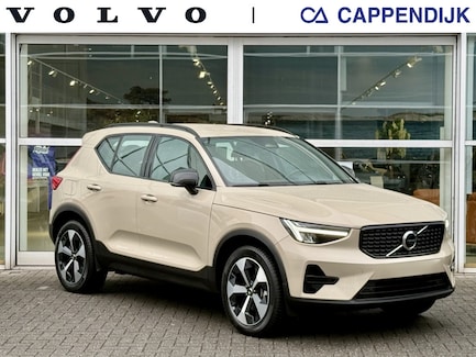 Volvo XC40 0