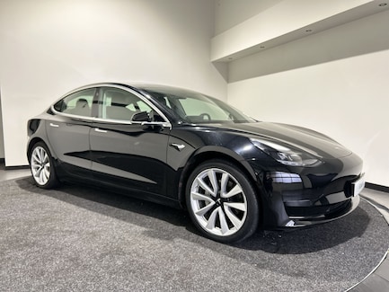Tesla Model 3 0