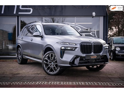 BMW X7 0