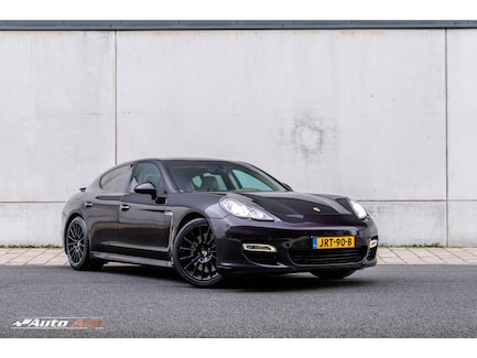 Porsche Panamera 0