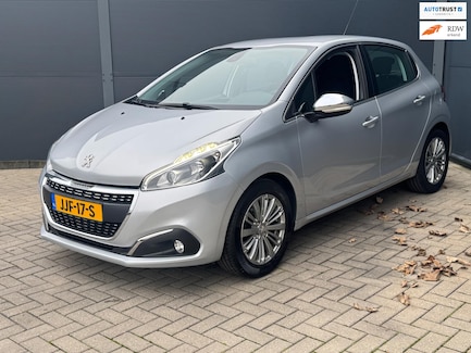 Peugeot 208 0