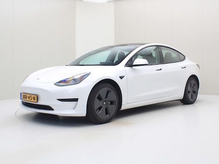 Tesla Model 3 0
