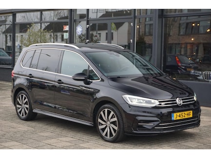 Volkswagen Touran 0