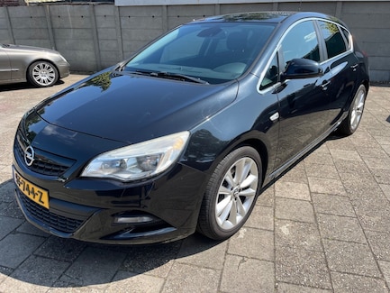 Opel Astra 0